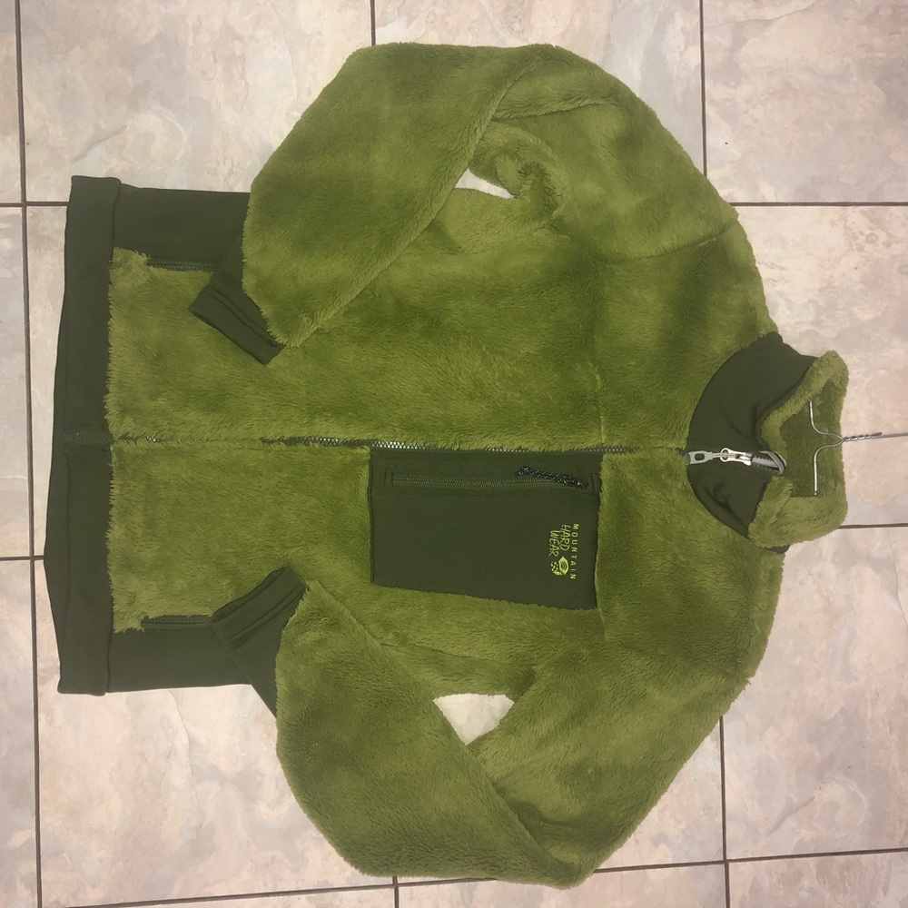 Mountain hardware coat